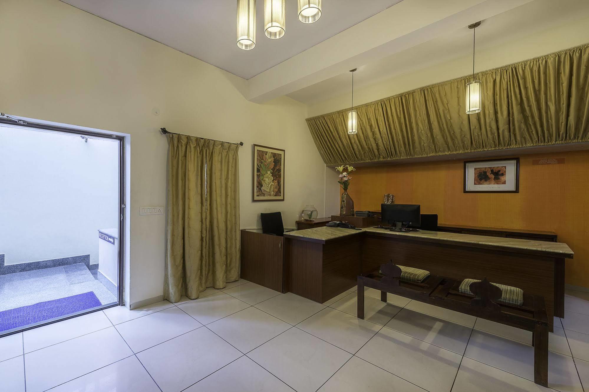 Mayflower Hayz Boutique Bangalore Eksteriør bilde